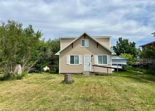 Property at 622 Dayton St SW, Ronan, MT 59864, 2 beds, 1 bath