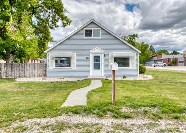 Property at 300 N 6th St, Hamilton, MT 59840, 2 beds, 1 bath