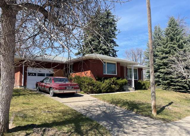 Property at 800 16th St S, Great Falls, MT 59405, 2 beds, 1 bath