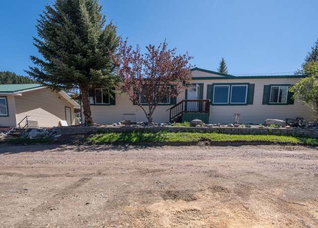 Property at 714 Rosalind St, Philipsburg, MT 59858, 3 beds, 2 baths
