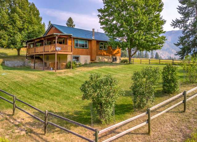 Property at 708 Johnson Ln, Superior, MT 59872, 3 beds, 2.5 baths