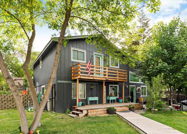 Property at 1300 4th Ave W, Kalispell, MT 59901, 4 beds, 2 baths