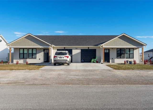 Property at 703 S Oak St, Townsend, MT 59644, 9 beds, 6 baths