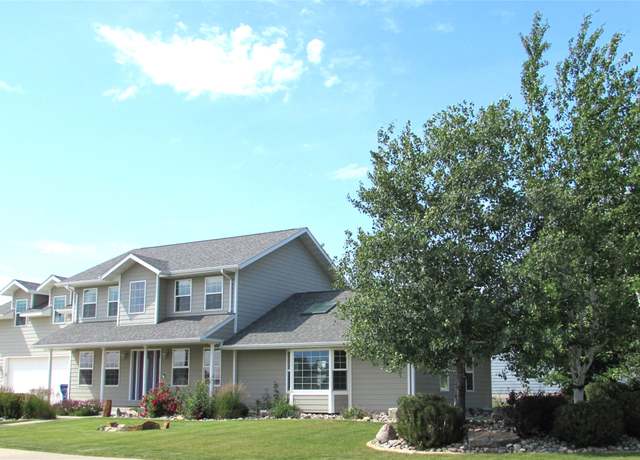 Property at 4713 7th Ave N, Great Falls, MT 59405, 4 beds, 2.5 baths