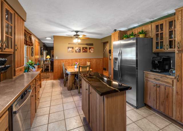 Property at 5489 Sahara Ct, Helena, MT 59602, 3 beds, 2 baths