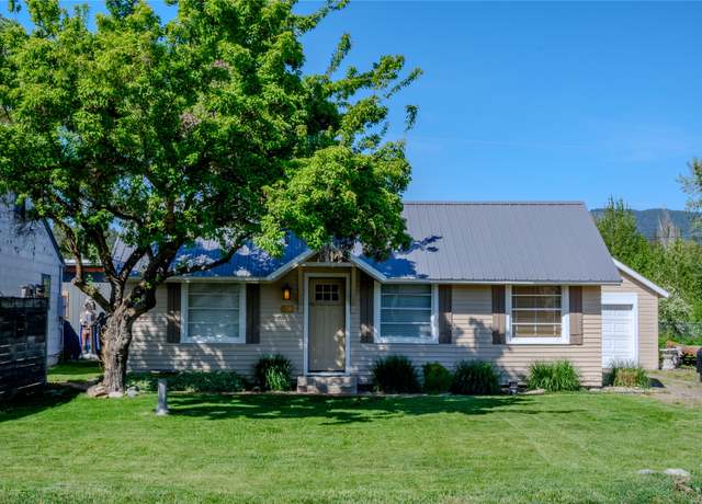 Property at 514 W 1st St, Libby, MT 59923, 2 beds, 1 bath
