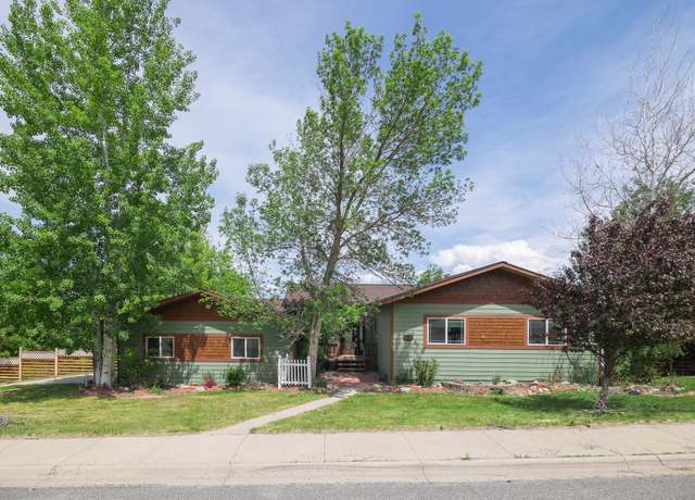 Property at 1450 Mount Helena Dr, Helena, MT 59601, 4 beds, 2.5 baths