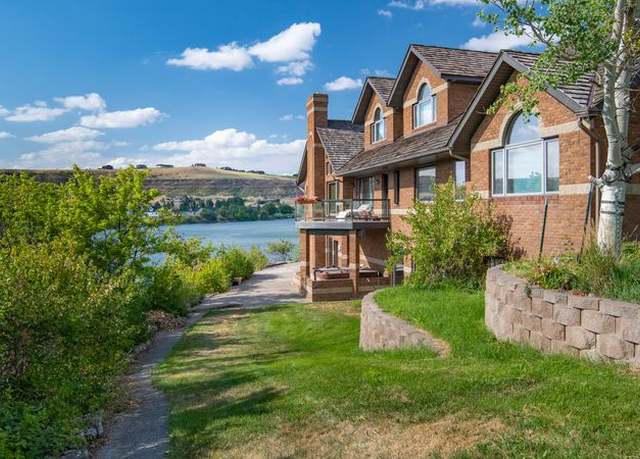Property at 401 Wilson Butte Rd, Great Falls, MT 59405, 3 beds, 3.5 baths