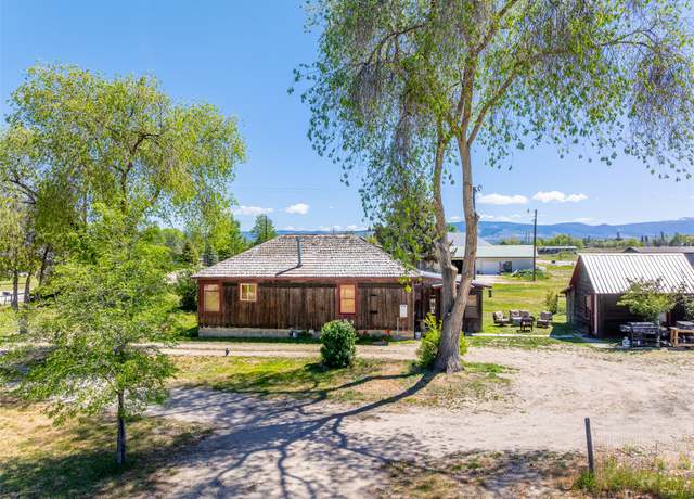 Property at 3592 Eva Ct, Stevensville, MT 59870, 2 beds, 1 bath