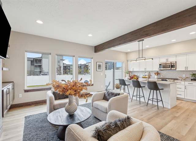 Property at 2704 Riata Rd, Missoula, MT 59808, 3 beds, 2.5 baths