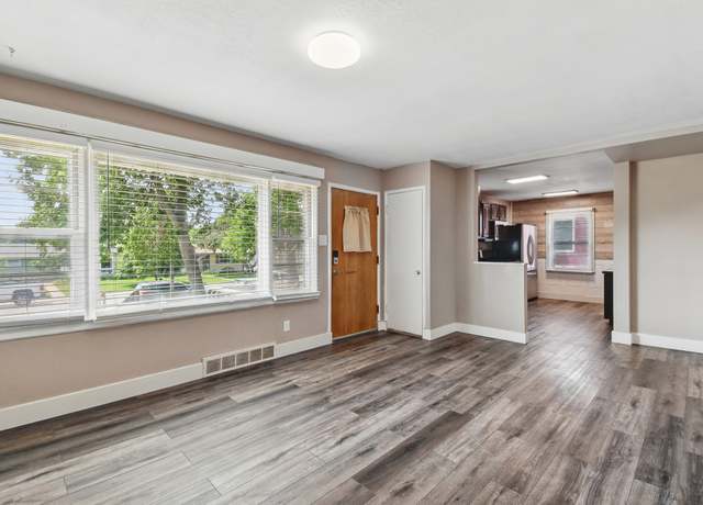 Property at 2509 5th Ave S, Great Falls, MT 59405, 4 beds, 2 baths