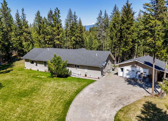 Property at 788 Tobacco Rd, Eureka, MT 59917, 5 beds, 3 baths
