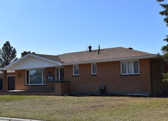 Property at 622 7th Ave SW, Conrad, MT 59425, 3 beds, 3 baths