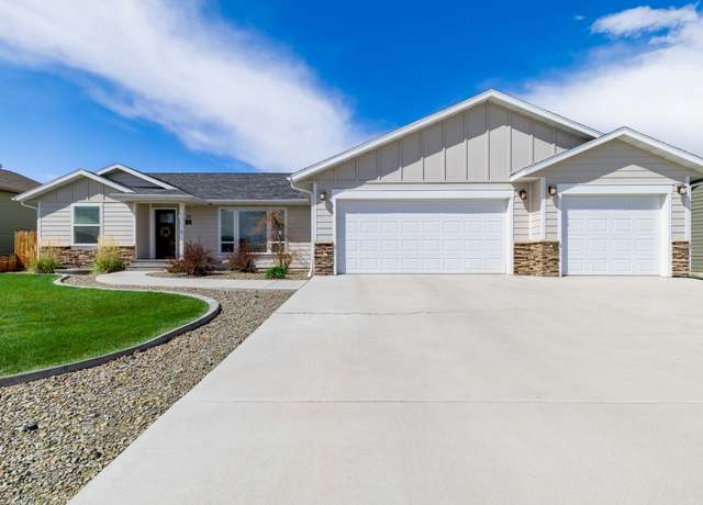 Property at 1110 Star Rd, Helena, MT 59602, 6 beds, 3 baths
