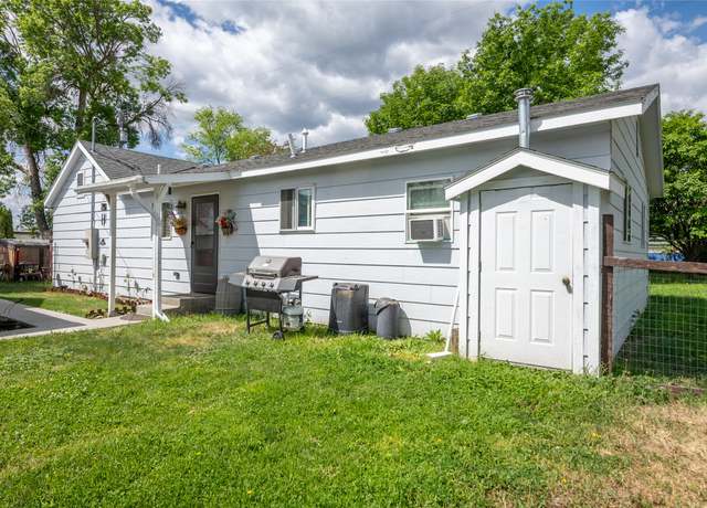 Property at 424 4th Ave, Victor, MT 59875, 3 beds, 2 baths