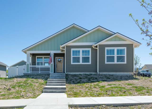 Property at 2805 Travis Ave, Helena, MT 59601, 3 beds, 2 baths