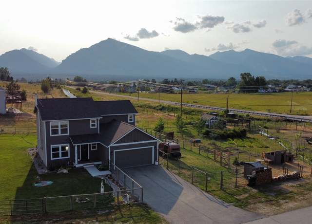 Property at 825 Cochise Way, Hamilton, MT 59840, 3 beds, 2.5 baths