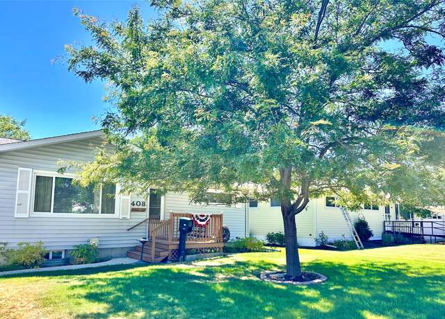 Property at 408 Riverview Dr E, Great Falls, MT 59404, 4 beds, 2 baths