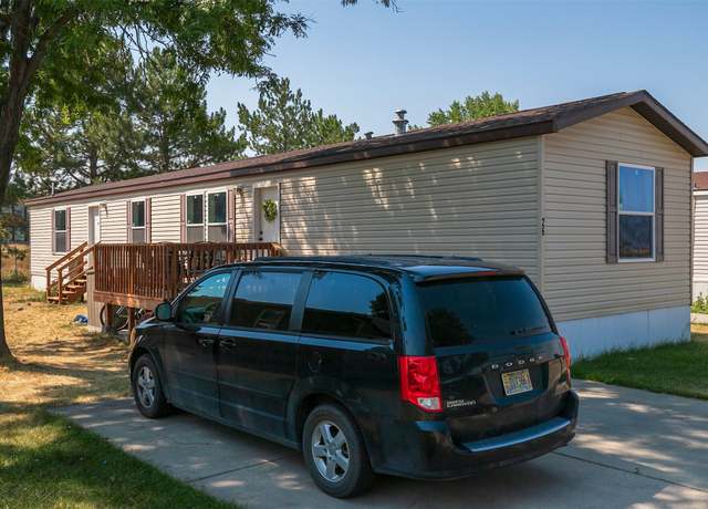 Property at 26 Willow Bend Dr S, Billings, MT 59102, 3 beds, 2 baths
