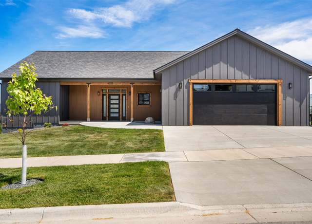 Property at 4338 Christian Dr, Missoula, MT 59803, 5 beds, 3 baths