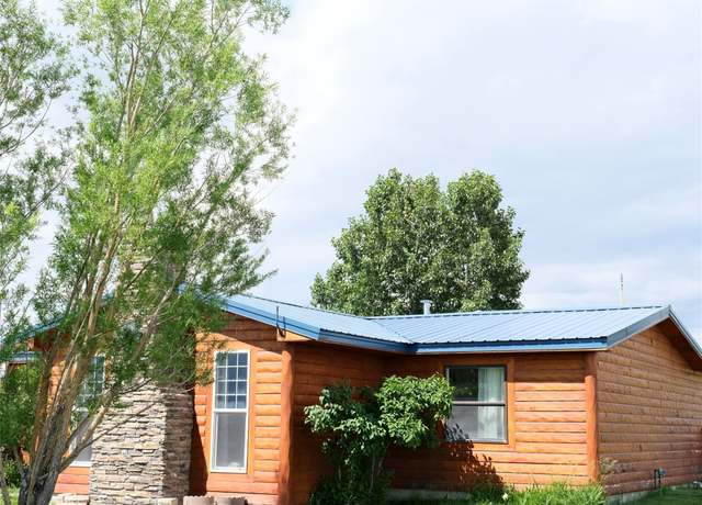 Property at 1551 Jackrabbit Ln, Whitehall, MT 59759, 3 beds, 2 baths