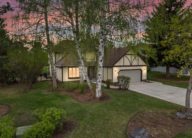 Property at 128 River View Dr, Kalispell, MT 59901, 3 beds, 3.5 baths