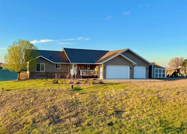 Property at 53 Highwood Dr, Great Falls, MT 59404, 5 beds, 3 baths