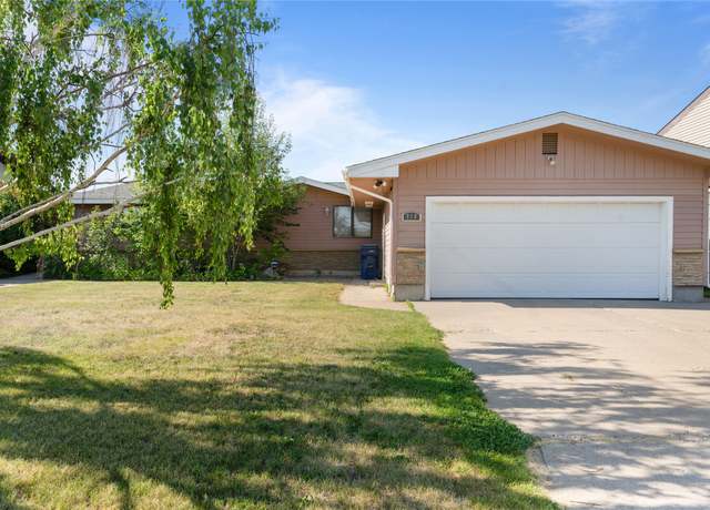 Property at 918 36th Ave NE, Great Falls, MT 59404, 4 beds, 2 baths