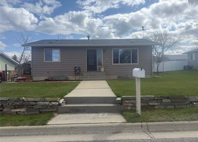 Property at 807 Cherry Ave, Helena, MT 59601, 3 beds, 1 bath