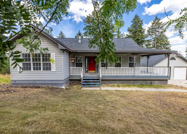 Property at 565 Sunset Cir, Lakeside, MT 59922, 4 beds, 3 baths