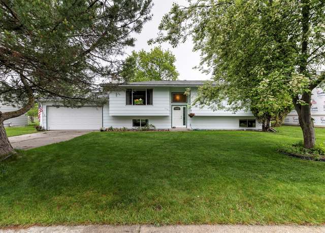 Property at 3732 W Sussex Ave, Missoula, MT 59804, 5 beds, 2.5 baths