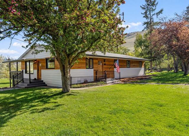 Property at 110 Hillcrest Loop, Missoula, MT 59803, 3 beds, 3 baths