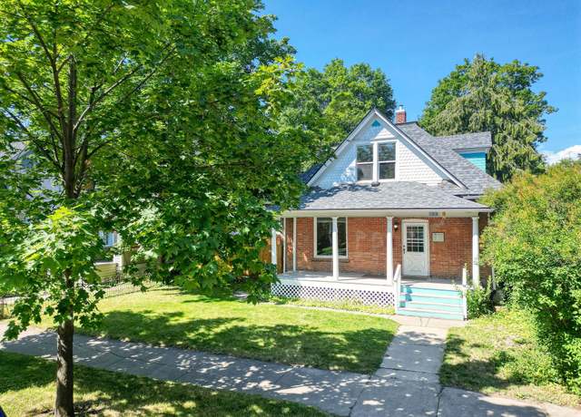 Property at 120 4th Ave E, Kalispell, MT 59901, 4 beds, 2 baths