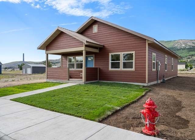 Property at 505 E Pennsylvania Ave, Anaconda, MT 59711, 4 beds, 3 baths