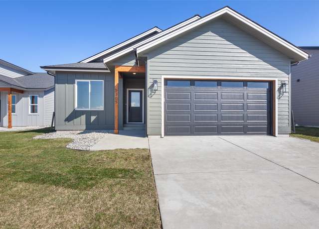 Property at 2305 Jefferson Blvd, Kalispell, MT 59901, 3 beds, 2 baths