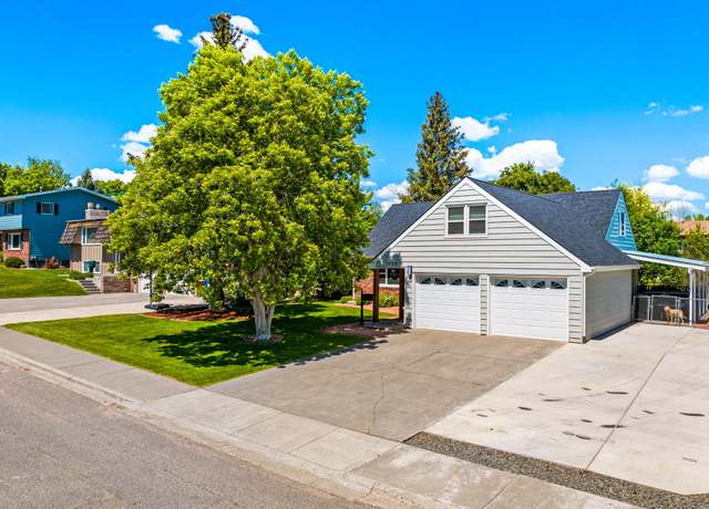 Property at 1009 26th Ave SW, Great Falls, MT 59404, 5 beds, 2.5 baths
