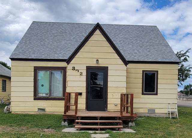 Property at 302 S Wisconsin St, Conrad, MT 59425, 4 beds, 1 bath