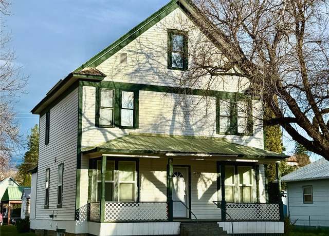 Property at 506 1st Ave E, Eureka, MT 59917, 7 beds, 3 baths