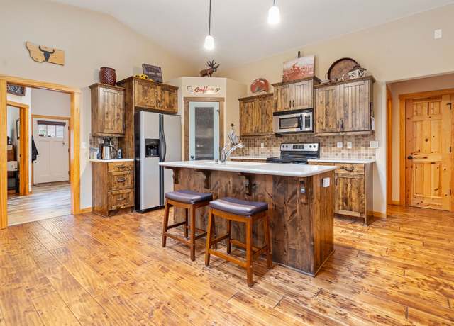 Property at 161 Oakmont Loop, Columbia Falls, MT 59912, 3 beds, 3 baths