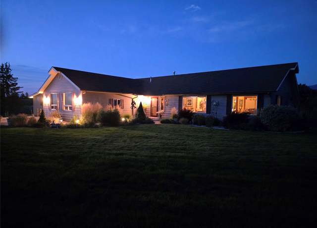 Property at 482 Yerian Ln, Corvallis, MT 59828, 3 beds, 2 baths