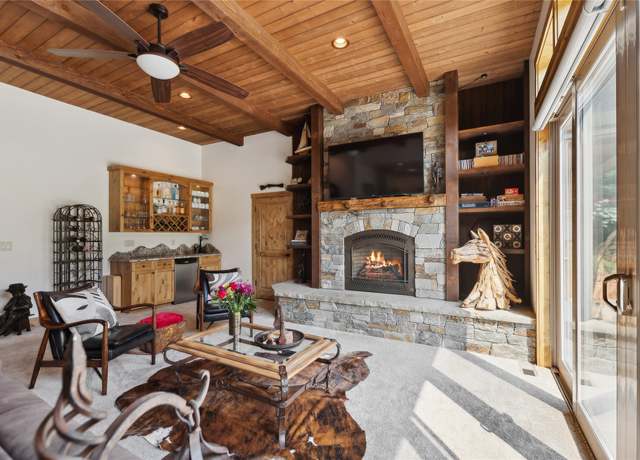 Property at 242 Bridger Dr, Bigfork, MT 59911, 3 beds, 2.5 baths