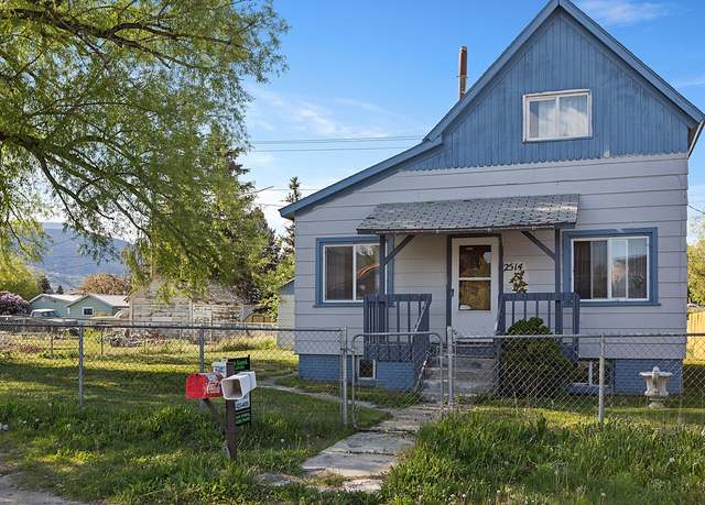 Property at 2514 Walnut St, Butte, MT 59701, 3 beds, 2 baths