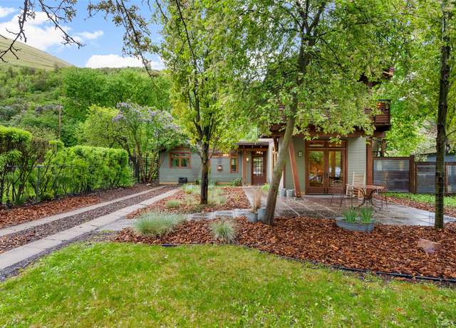 Property at 1000 Taylor St, Missoula, MT 59802, 2 beds, 2 baths