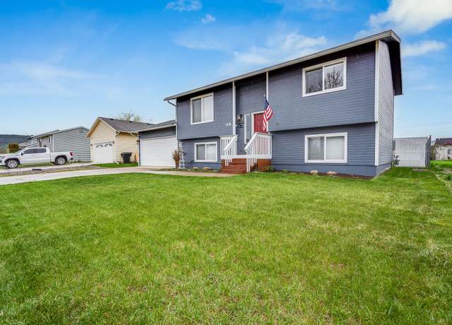 Property at 148 Greenbriar Dr, Kalispell, MT 59901, 3 beds, 2 baths
