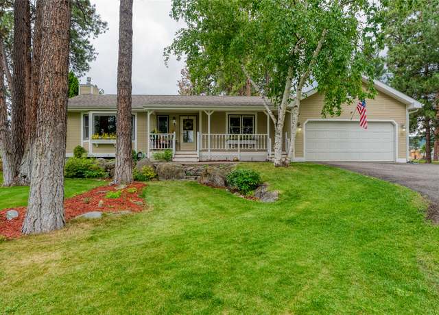 Property at 128 W Bluegrass Dr, Kalispell, MT 59901, 4 beds, 2.5 baths