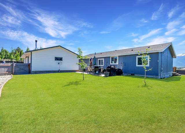 Property at 499 Grandview Dr, Stevensville, MT 59870, 3 beds, 2 baths
