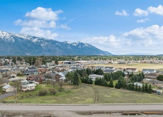 Property at 185 Veteran Dr, Columbia Falls, MT 59912, 2 beds, 1.5 baths