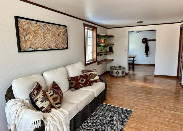 Property at 633 Kalispell Ave, Whitefish, MT 59937, 3 beds, 2 baths