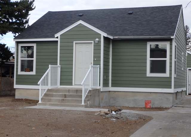 Property at 2517 7th Ave N, Great Falls, MT 59401, 3 beds, 2 baths