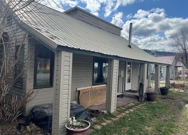 Property at 202 Main St, Saint Regis, MT 59866, 3 beds, 2 baths